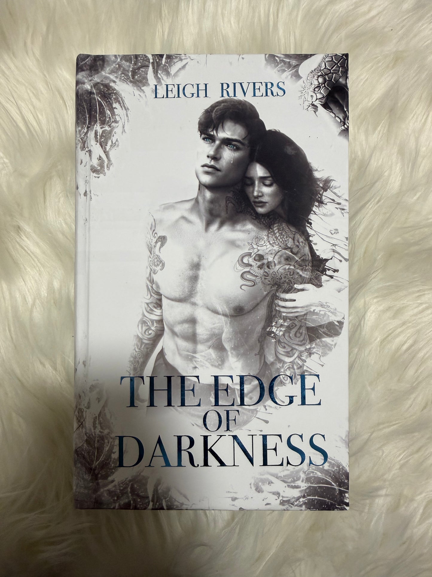 IMPERFECT Edge of darkness omnibus